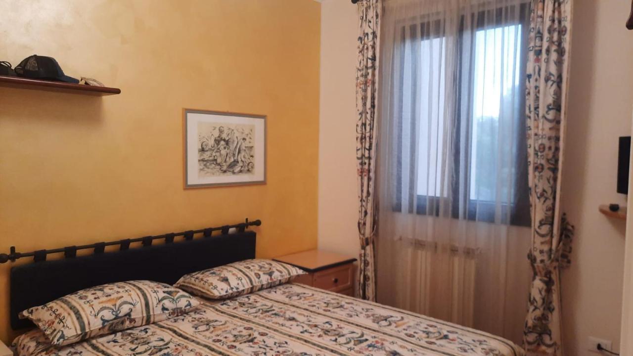 Appartamento Nuccia - Box Auto Gratuito E Biancheria Inclusa Pietra Ligure Exterior foto