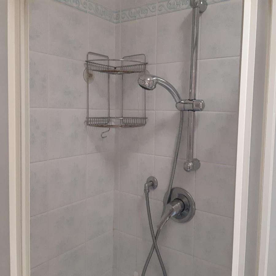 Appartamento Nuccia - Box Auto Gratuito E Biancheria Inclusa Pietra Ligure Exterior foto
